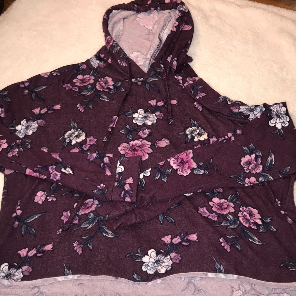 Cropped hoodie